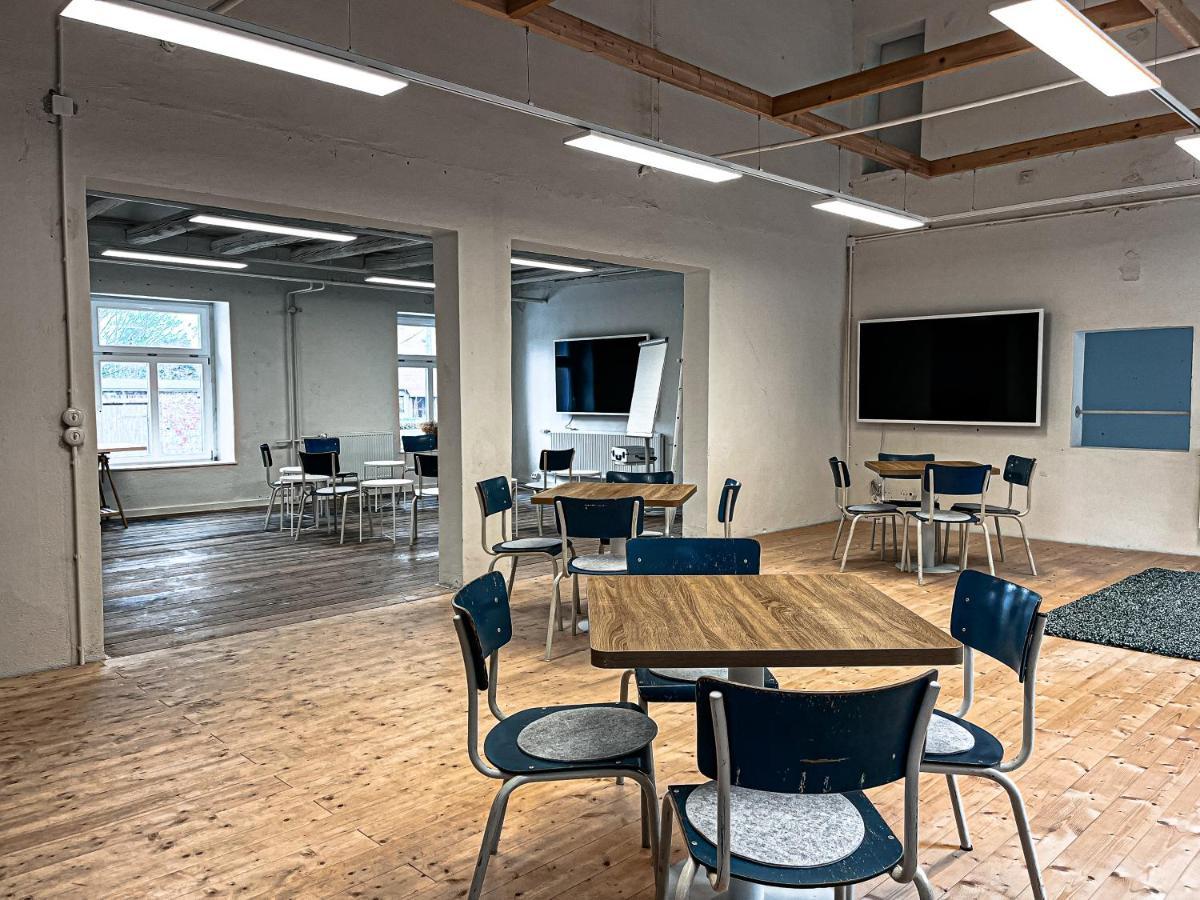 Kulturfabrik Schoenbach Schonbach  Экстерьер фото
